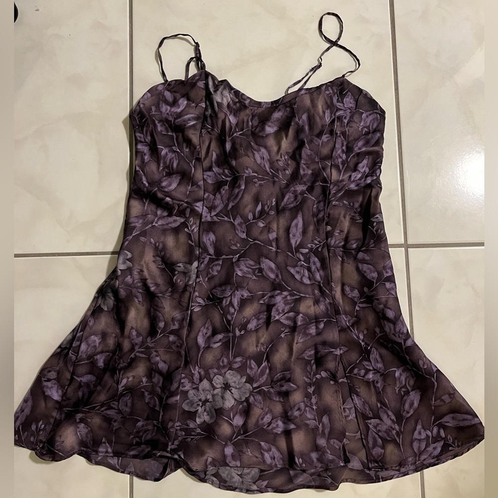 Vintage Victoria’s Secret 100% Silk Purple Floral Chemise Nightgown